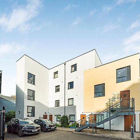 King'S Cross - 2Br With Terrace - Cityapartmentstay London Exteriör bild